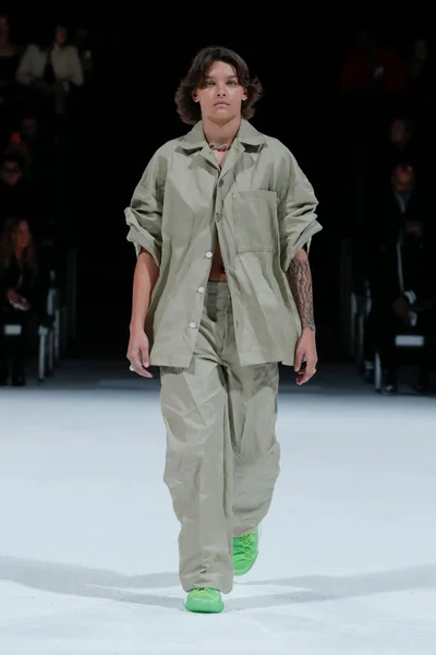 Look 26